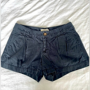 Old Navy- Navy‎ Khaki Button Short